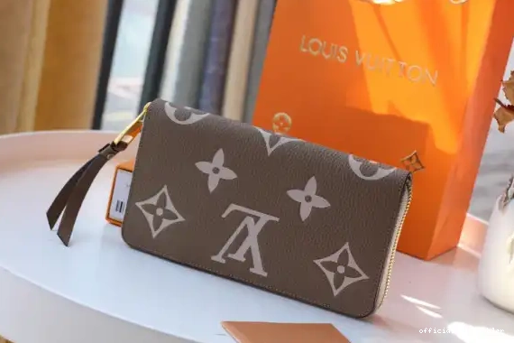 Official oldcobbler VUITTON ZIPPY LOUIS WALLET 0624